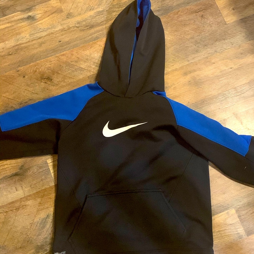Nike L 14/16 Nike fit Therma hoodie